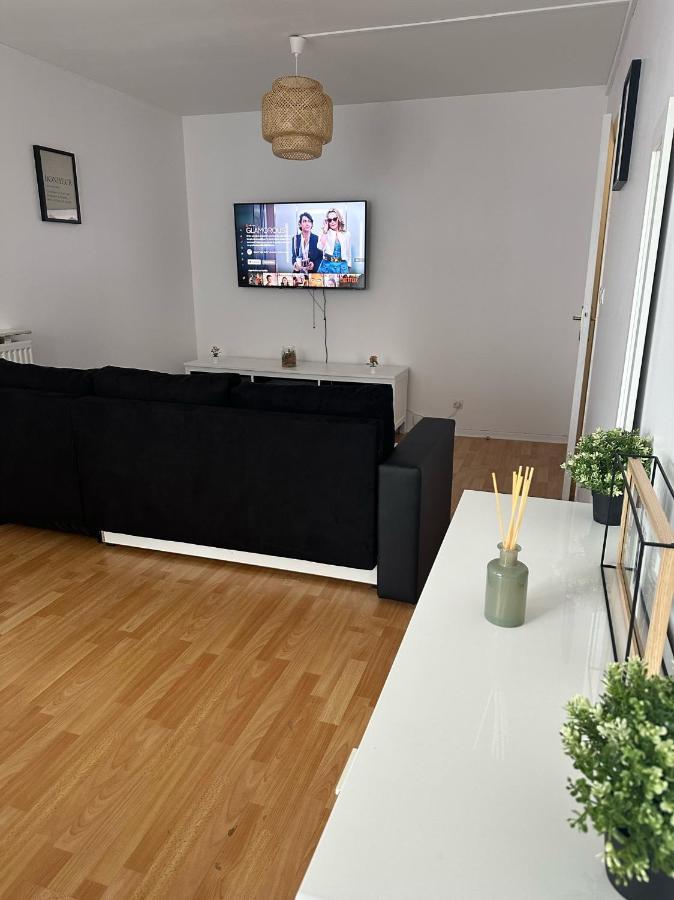 Appartement Cosy Proche Stade De France - Jo Paris 2024 Le Blanc-Mesnil Buitenkant foto